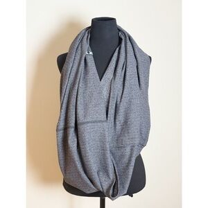 Lululemon Vinaysa Scarf in Grey Herringbone
